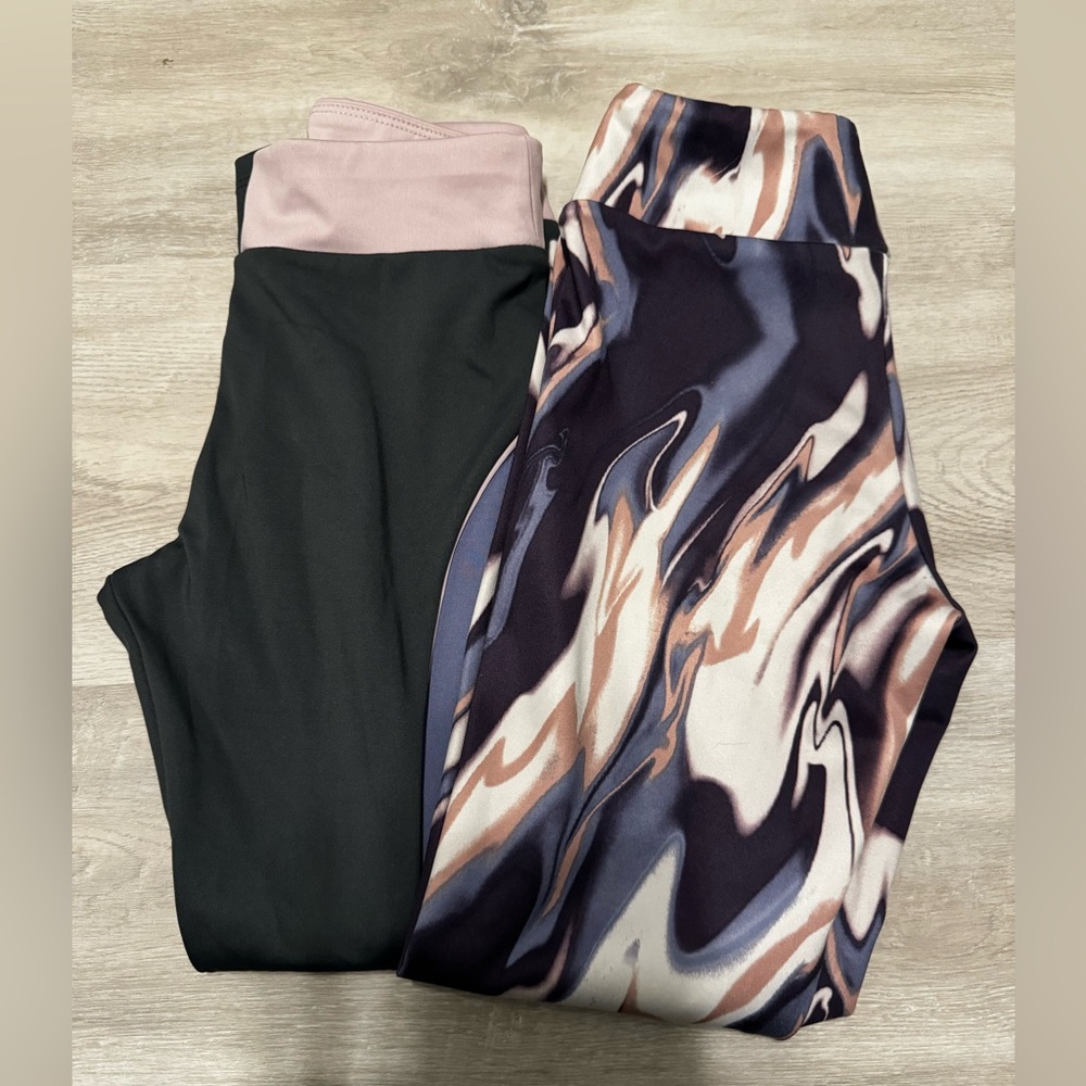Lot of 2 pairs size 7 Zara kids leggings. EUC (never worn)